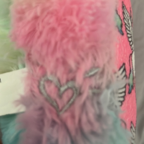 Kids Justice "K" pillow - Picture 5 of 5